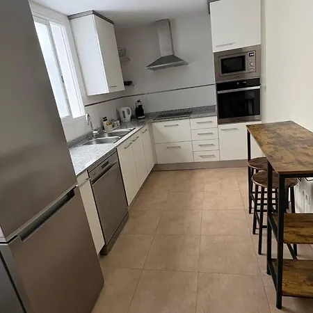 Apartament Seira *